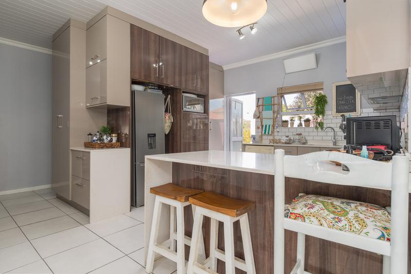 3 Bedroom Property for Sale in Langeberg Western Cape